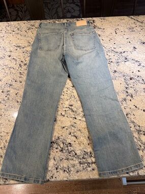 Light Blue Boot-Leg Cropped Jeans